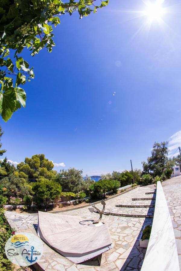 San Antonio Hotel & Apartments Megali Ammos  Exterior photo